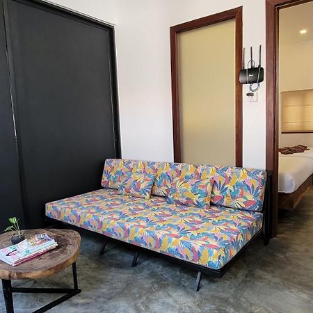 Sarina Hotel & Villa Phnom Penh Bagian luar foto