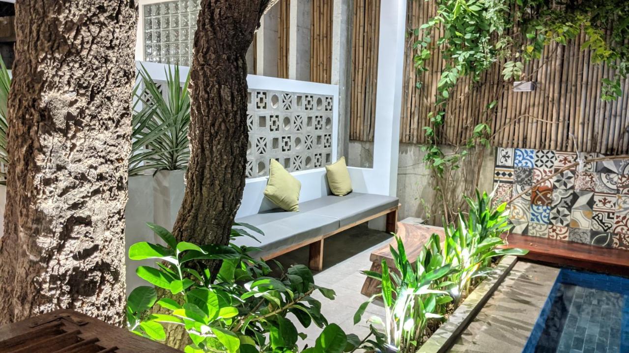 Sarina Hotel & Villa Phnom Penh Bagian luar foto