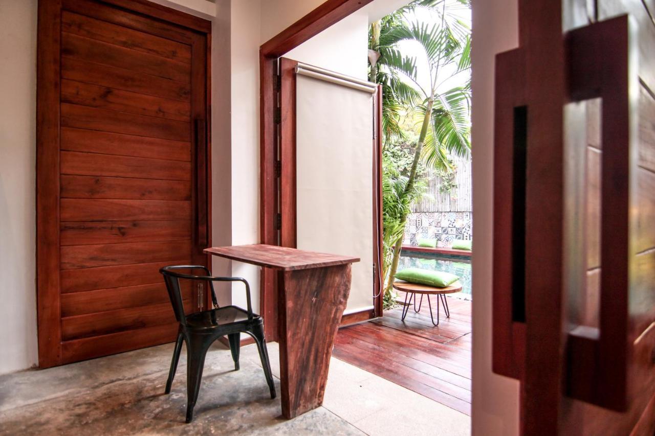Sarina Hotel & Villa Phnom Penh Bagian luar foto