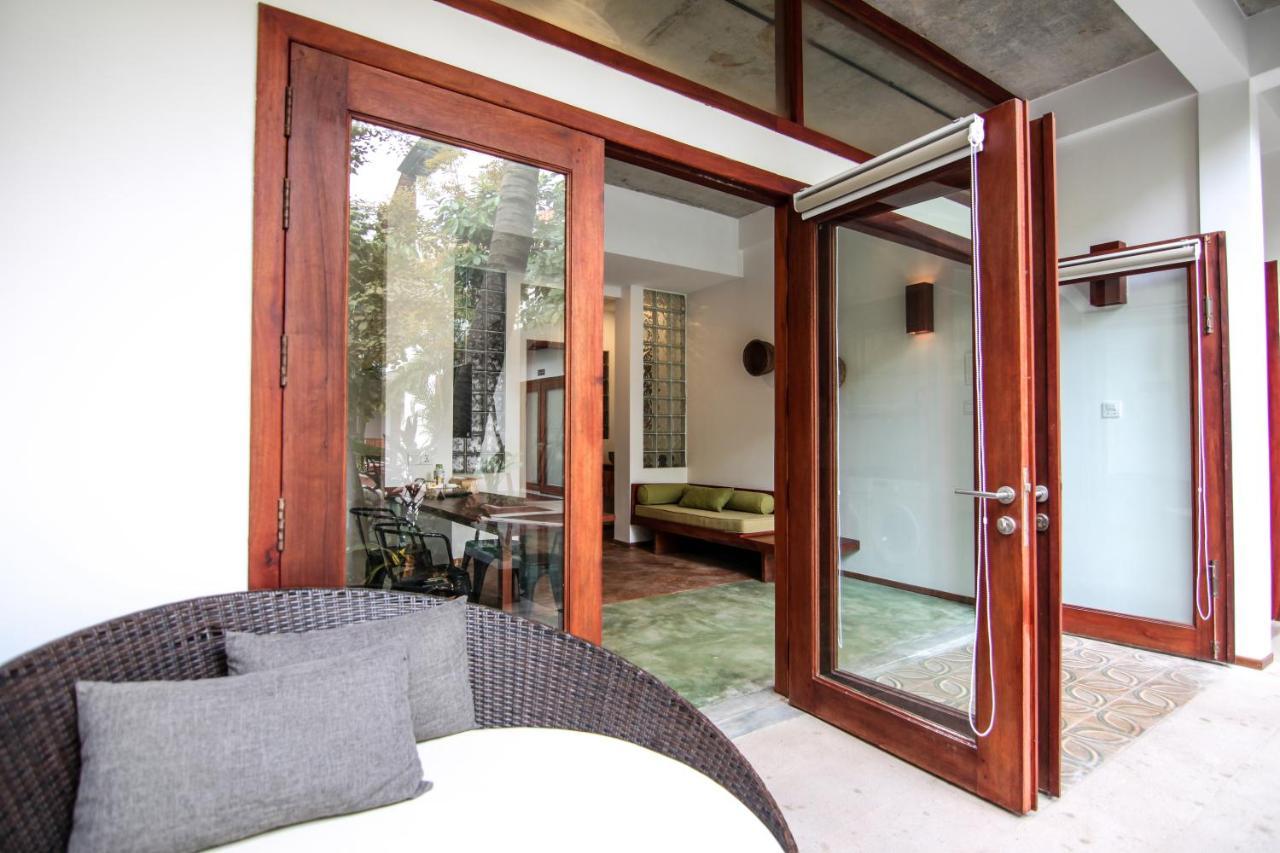 Sarina Hotel & Villa Phnom Penh Bagian luar foto