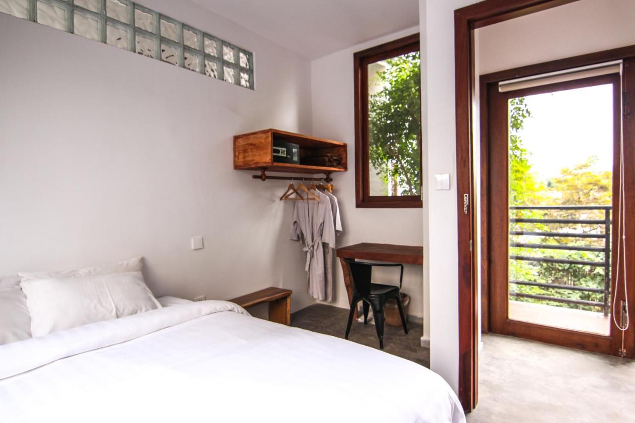 Sarina Hotel & Villa Phnom Penh Bagian luar foto