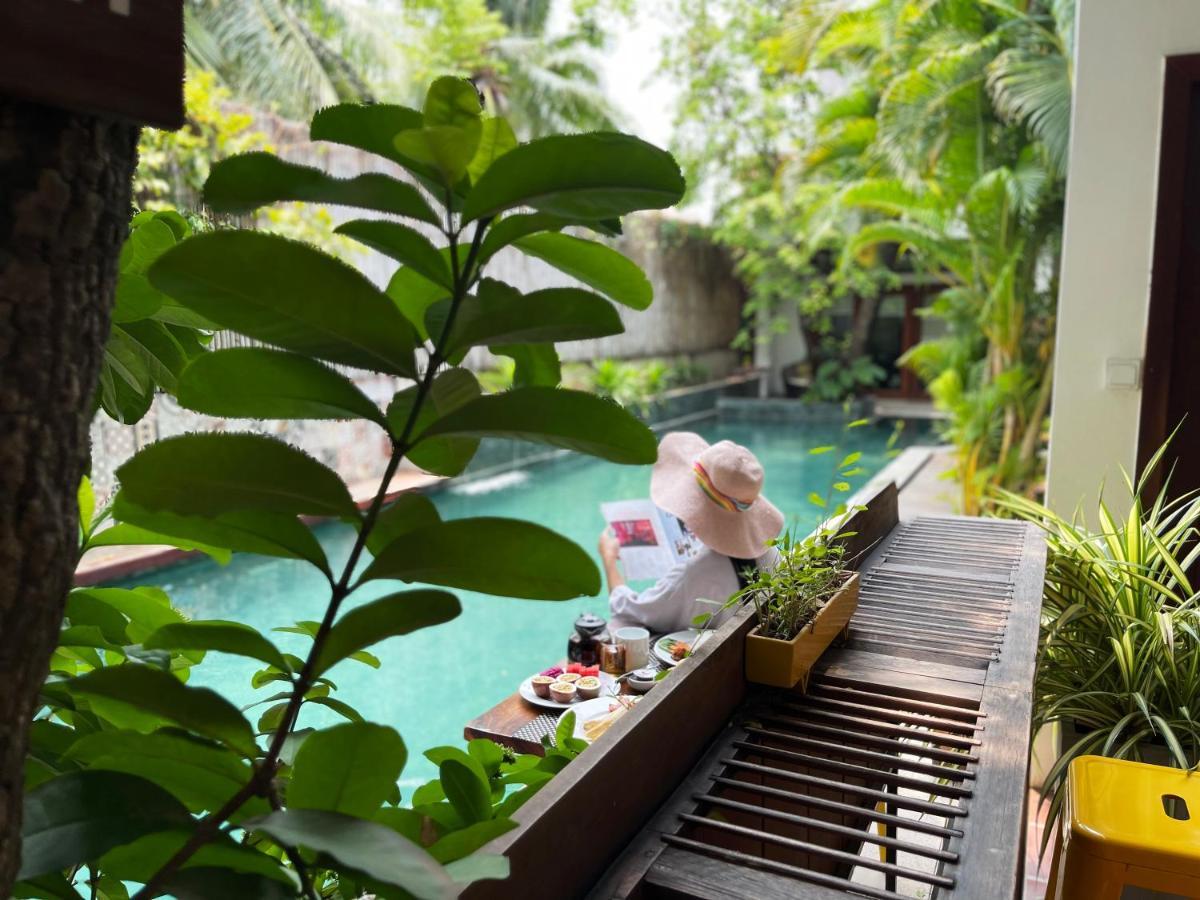 Sarina Hotel & Villa Phnom Penh Bagian luar foto
